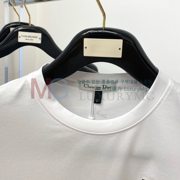    Ƽ DR4236720-2