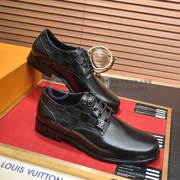 ̺  屸 5LV600323-4