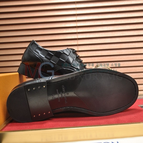 ̺  屸 5LV600323-4