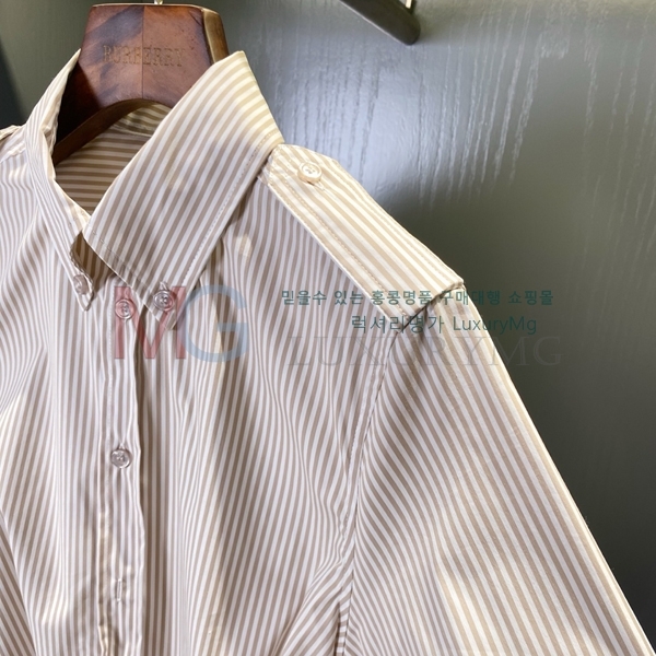    BU699574