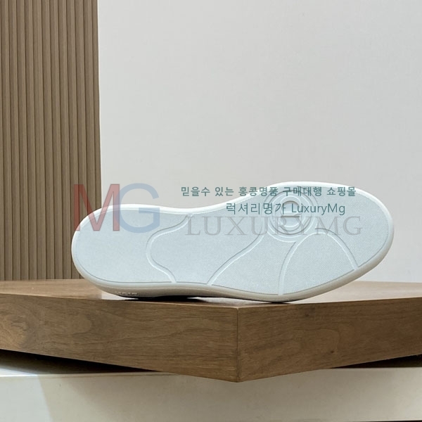   Ŀ DR666021-4