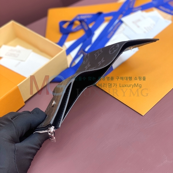 ̺ 丰  M12598-2