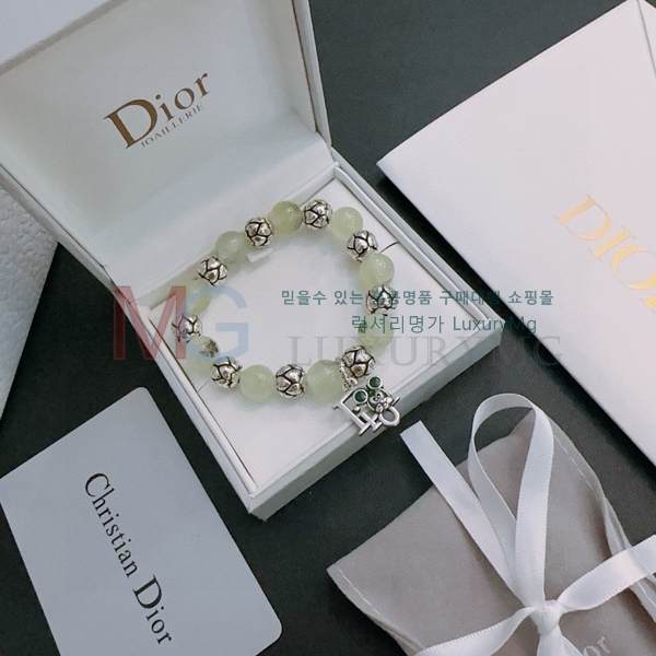   DR387128-4