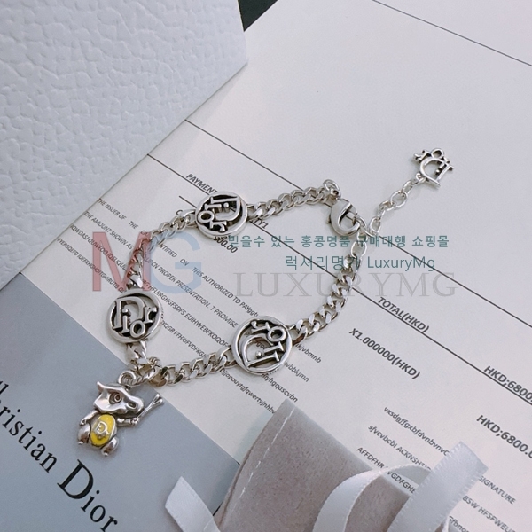   DR387128-9