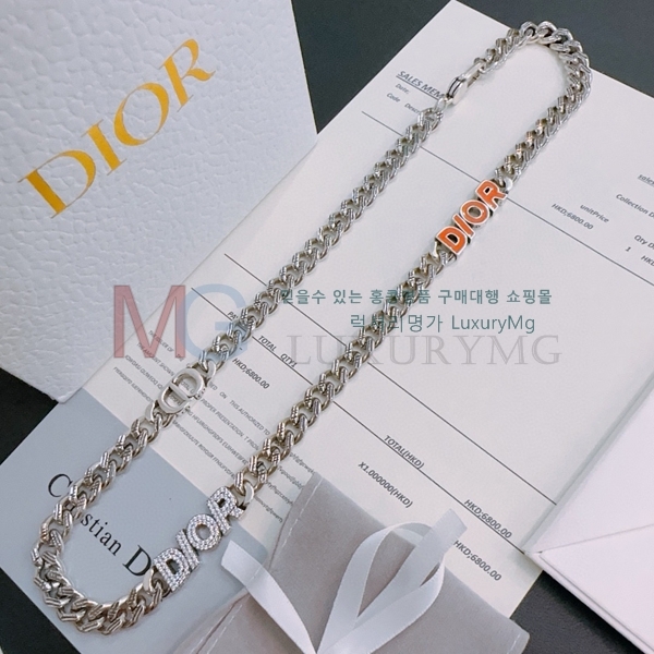   G12238730