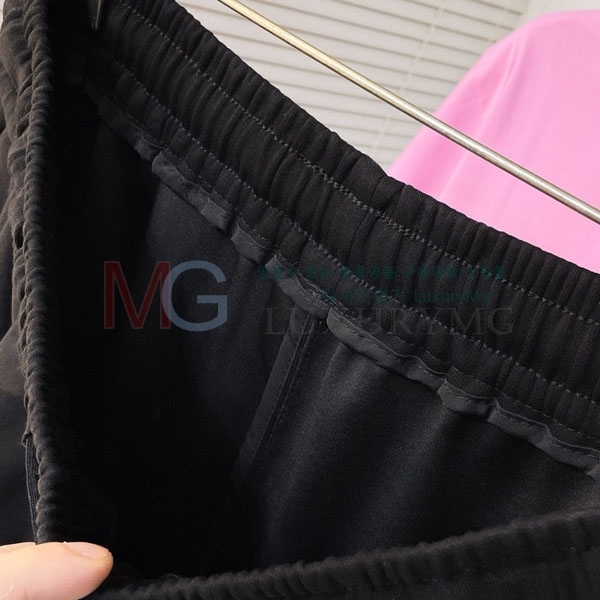  ݹ MM8632702-2