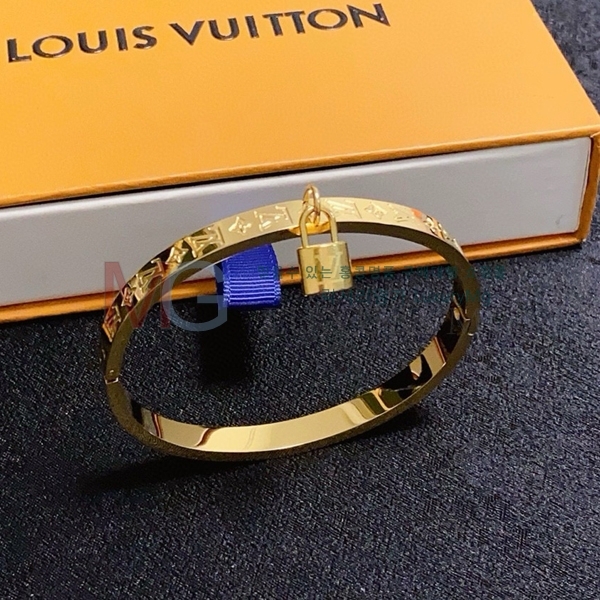 ̺  LV030163