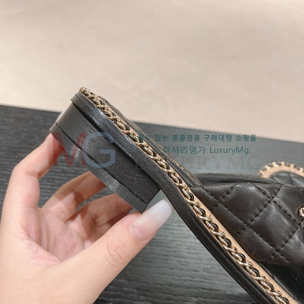 *  CD667330-1