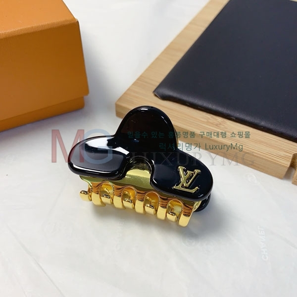 ̺   LV984512