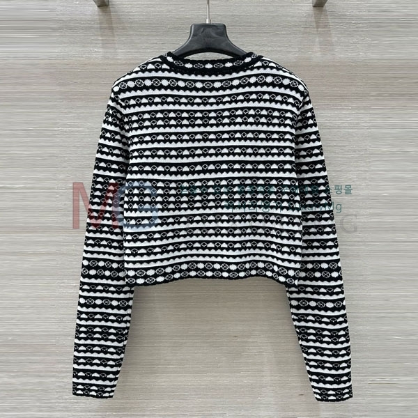  ̺  BL063744