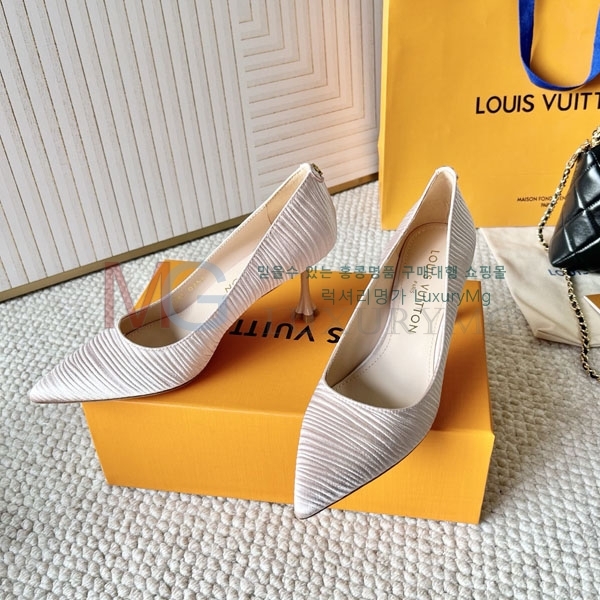 ̺   LV533306-2