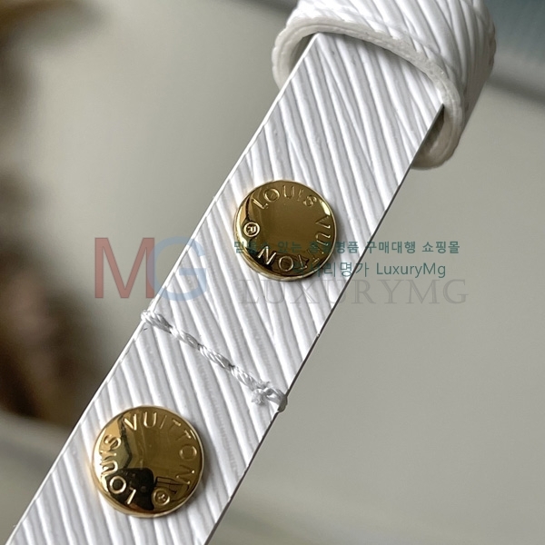 ̺ x TM ƮƮ ̴ M13239-1