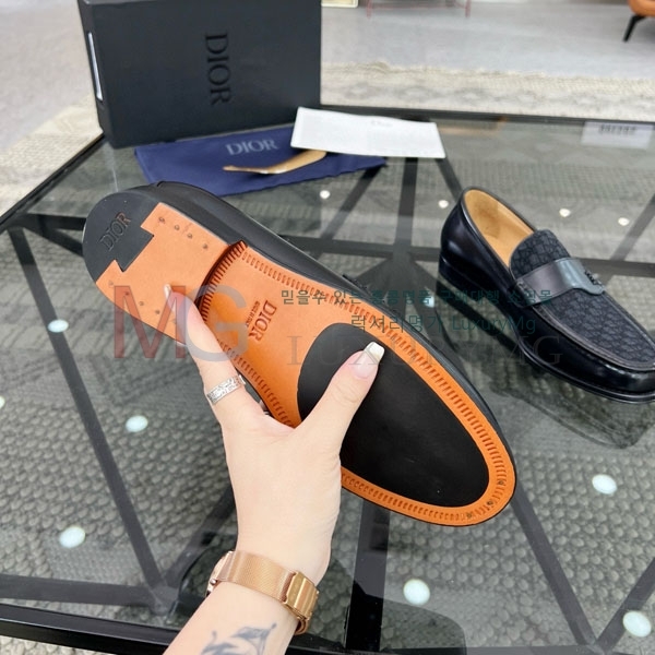    DR990622