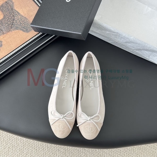  * ÷ CY990703-6