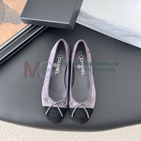  * ÷ CY990703-5