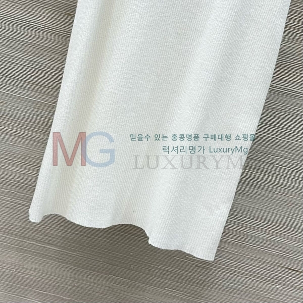  * μҸ CE251586-1