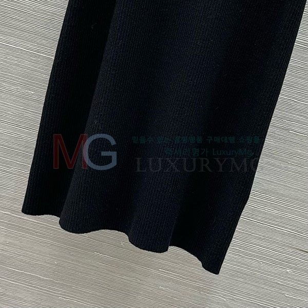  * μҸ CE251586-2