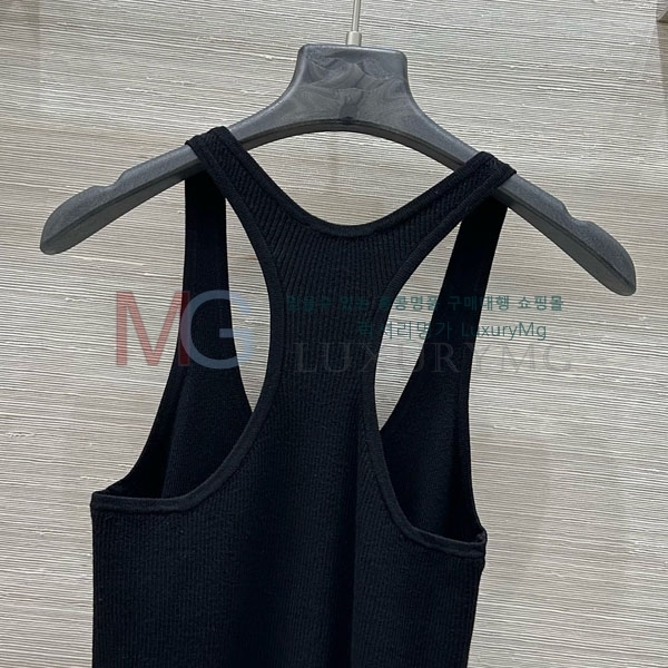  * μҸ CE251586-2