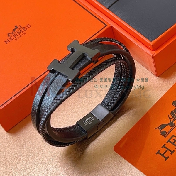 ޽  HE678543-2