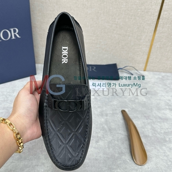 (Ϲ)    DI-99505-8