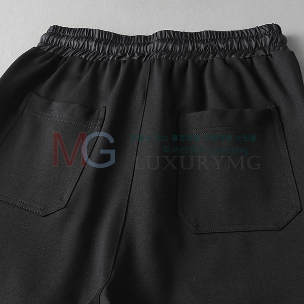   ݹ 489586-1