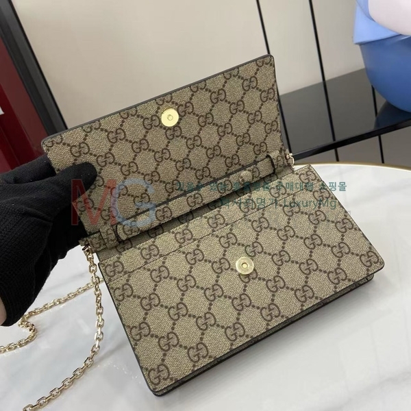  GG  ü  ‎838151-2