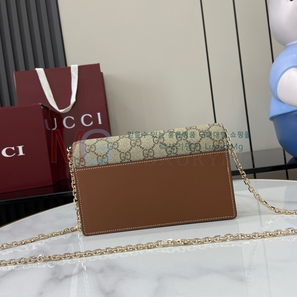  GG  ü  ‎838151-1