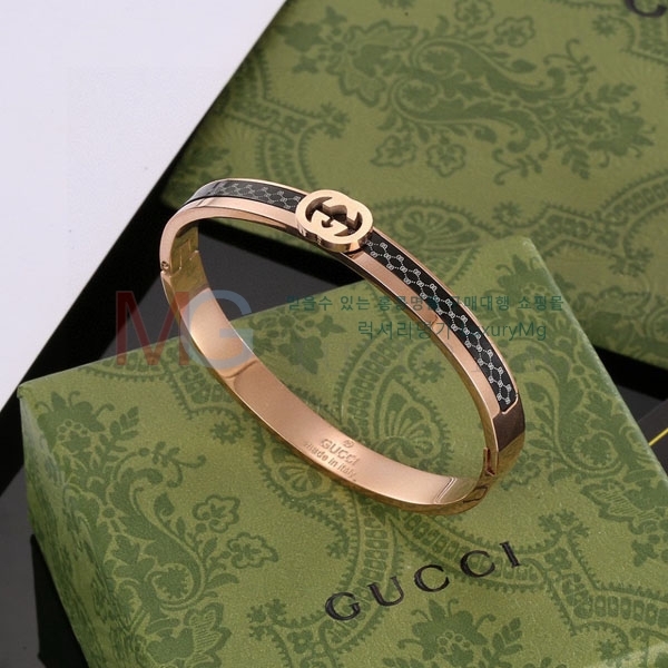    GU2246317