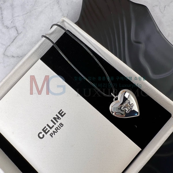   CE694572