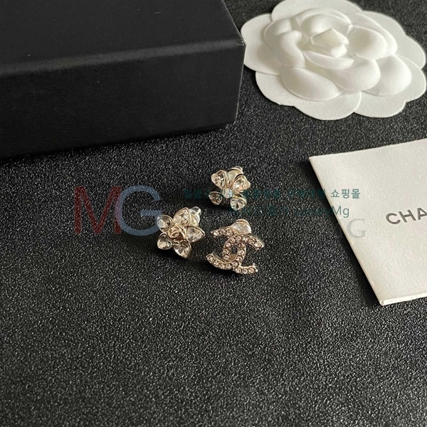  * Ͱ CH816562