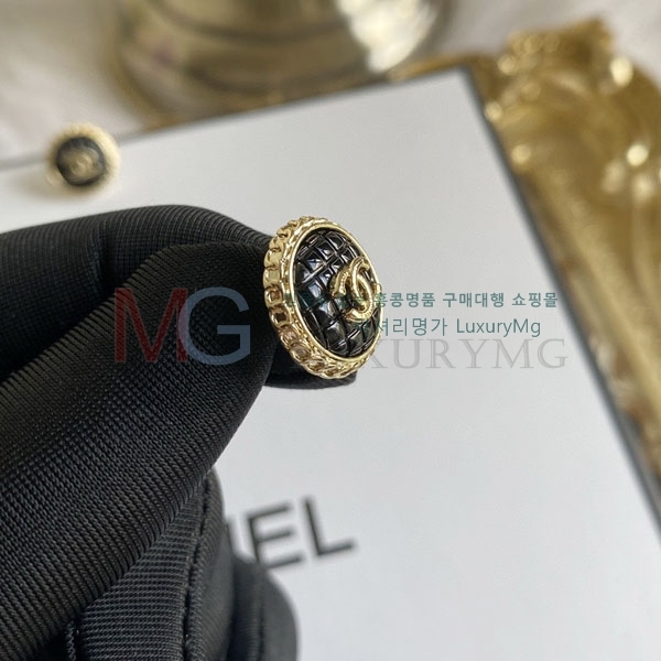  * Ͱ CH816562
