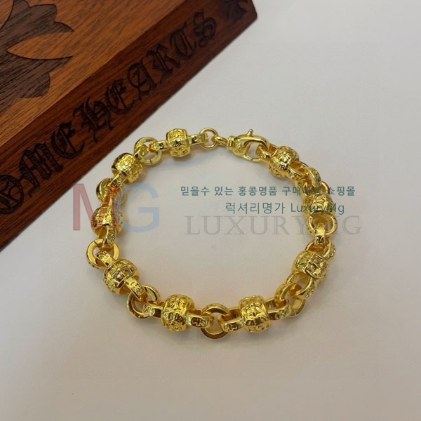 ũ   CH556785-5