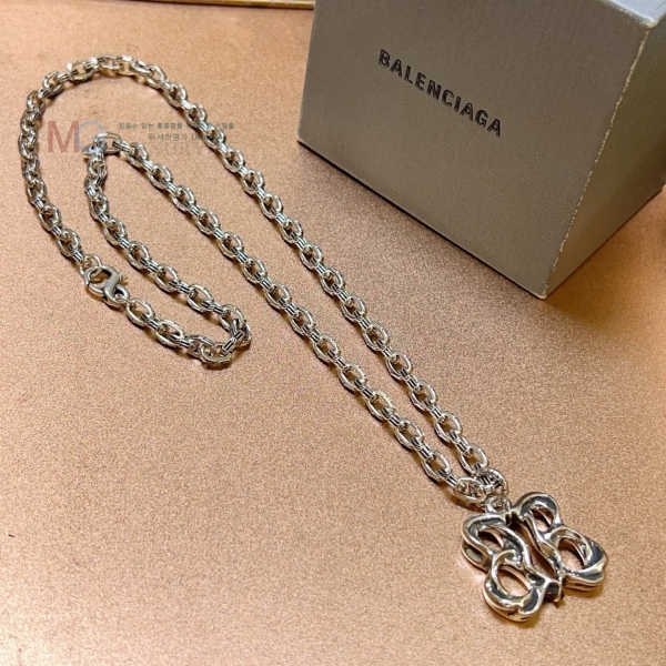  ߷þư  LA908409