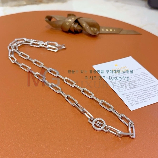 Ұ  B521390