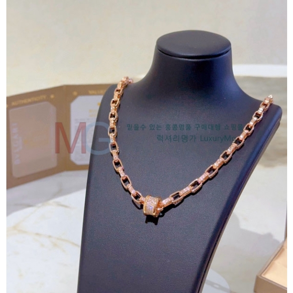  Ұ  B521395