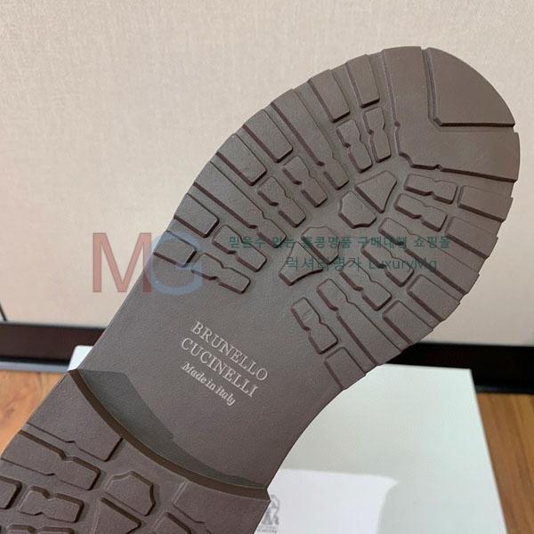  ڷ ġڸ  D2260443-2