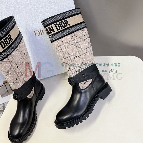    DR788904