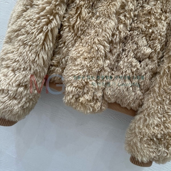  ̿̿ þ   MIU245645-1