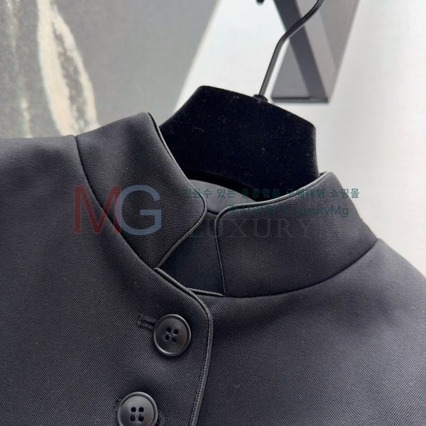  η**  LP2348806-5  룩