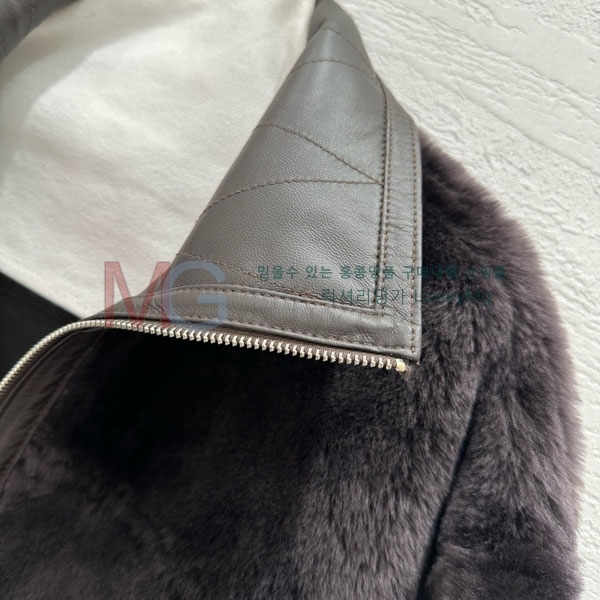  ޽ þ   HER112359-1