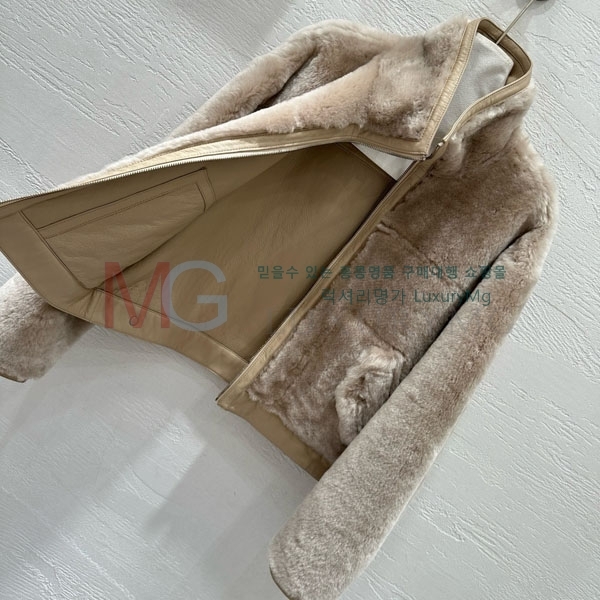  ޽ þ   HER112359-4