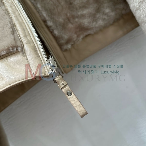  ޽ þ   HER112359-4