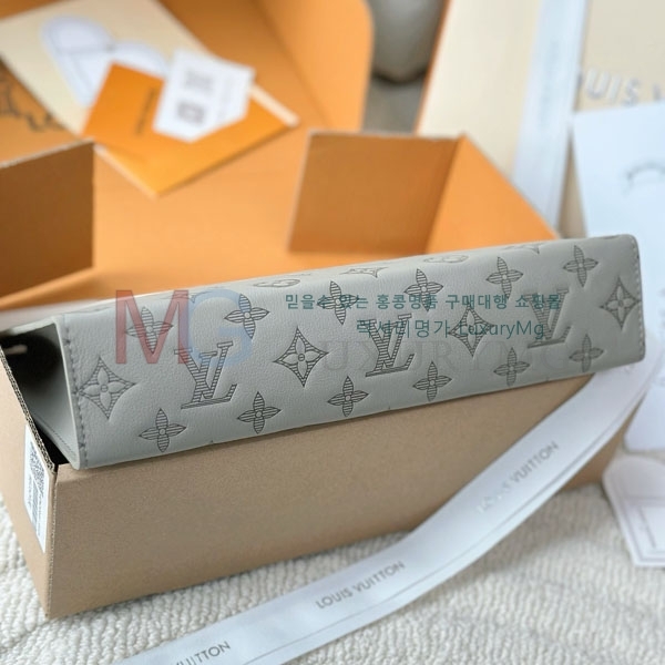 ̺ Ʈ  Ŭġ M61692-201