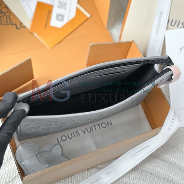 ̺ Ʈ  Ŭġ M61692-202