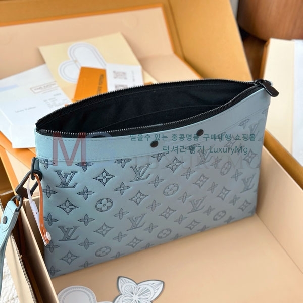 ̺ Ʈ  Ŀġ M81570-304