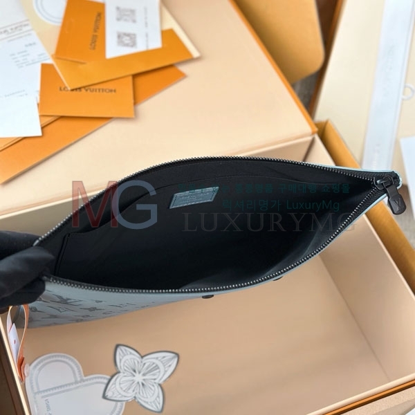 ̺ Ʈ  Ŀġ M81570-304