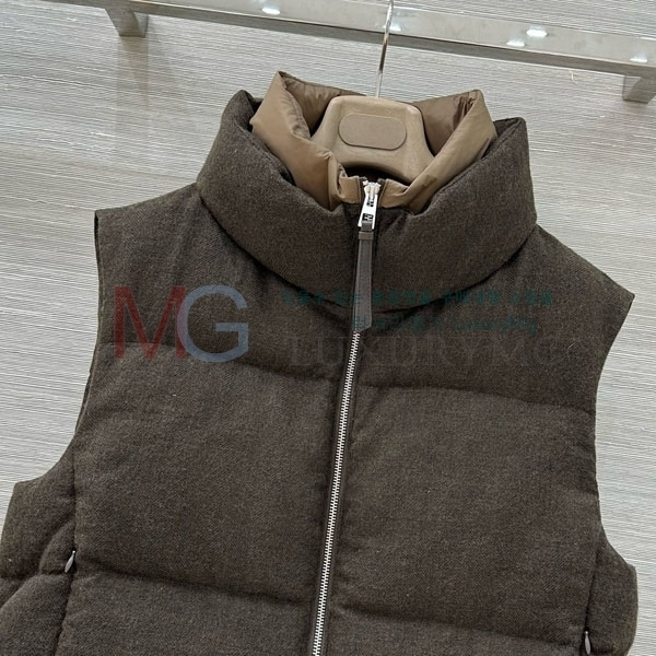  η** ٿ е  LP234503-7