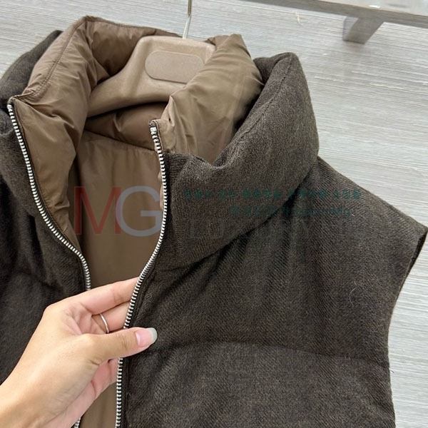  η** ٿ е  LP234503-7