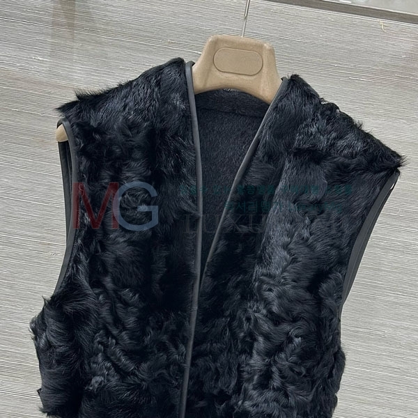  η** þ    LP234503-10