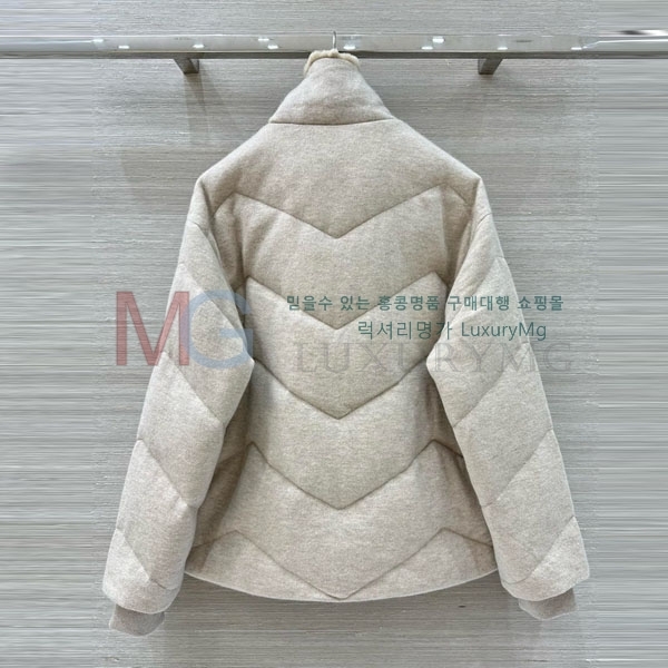  η** ٿ е LP234503-2